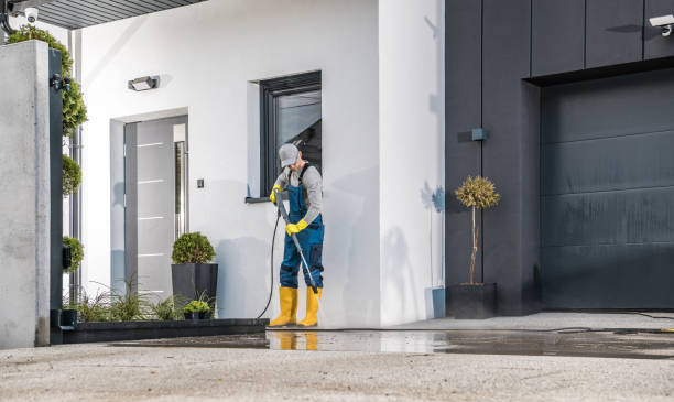 Best Sidewalk and Walkway Pressure Cleaning in Ixonia, WI